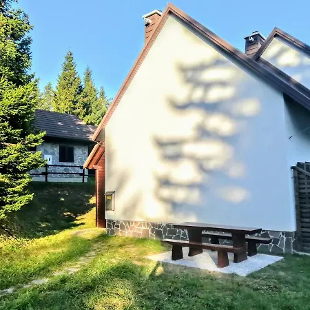 Apartma Zoja *